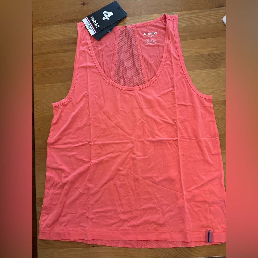 NWT 4 FourLaps Surge Tank Coral size XS